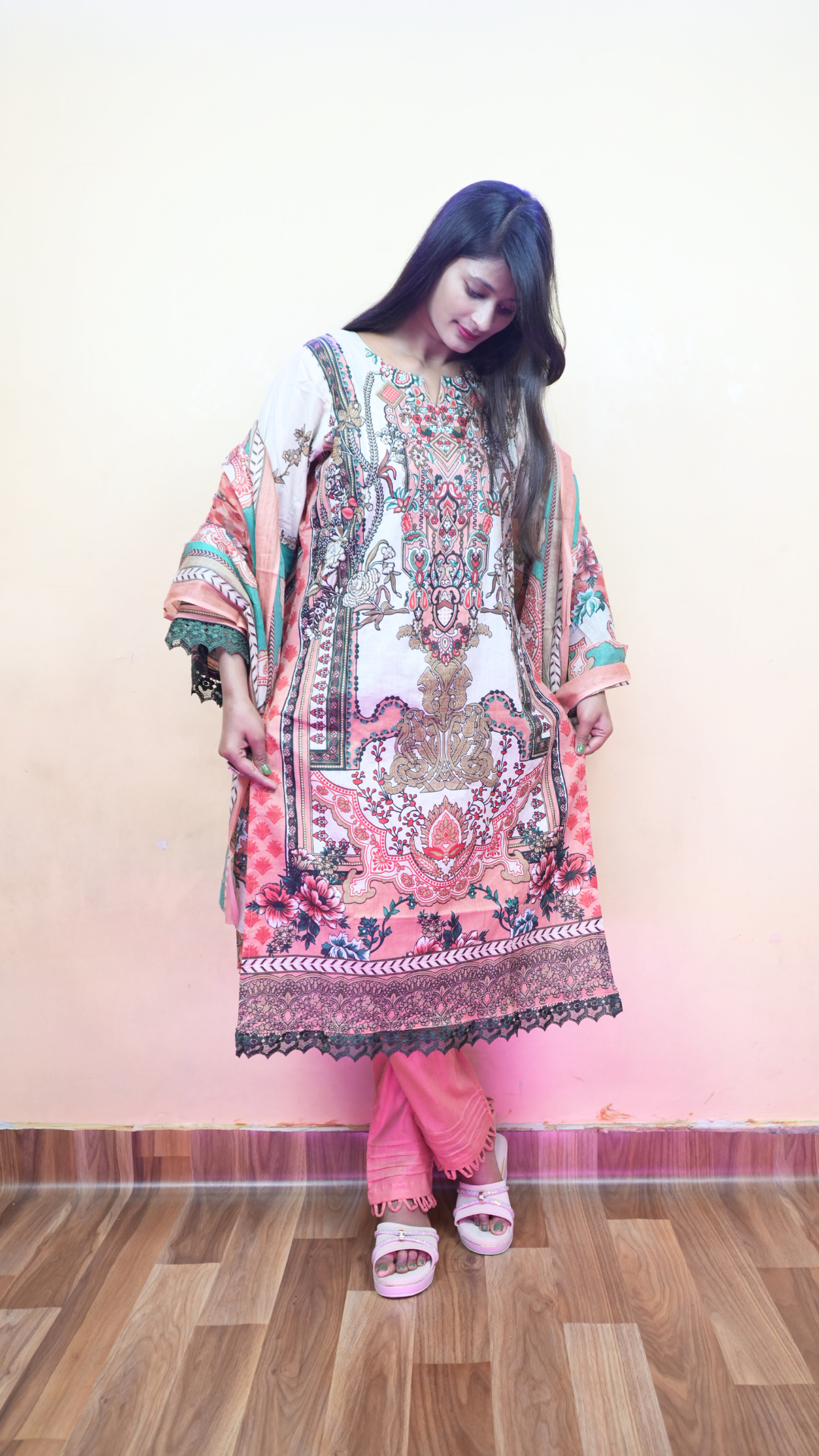 Shaahi Gulzar Co-ord Suit